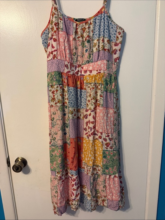 BloomChic Dresses & Skirts - Woman’s 14-16 Bloomchic Patchwork Floral Sundress - Multicolor